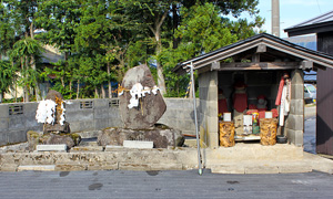 石川理紀之助翁記念碑